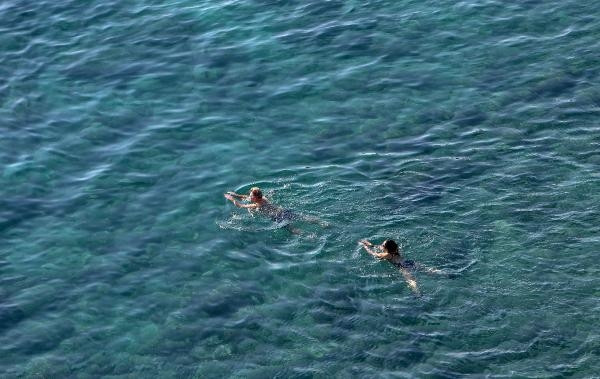 Antalyada şubatta deniz keyfi