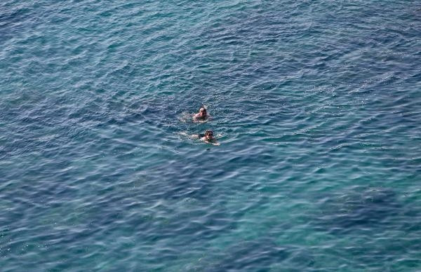 Antalyada şubatta deniz keyfi