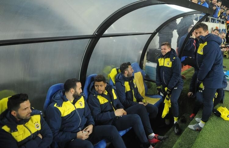 Fenerbahçede paralar kulübeye gitti Dudak uçuklatan rakam...