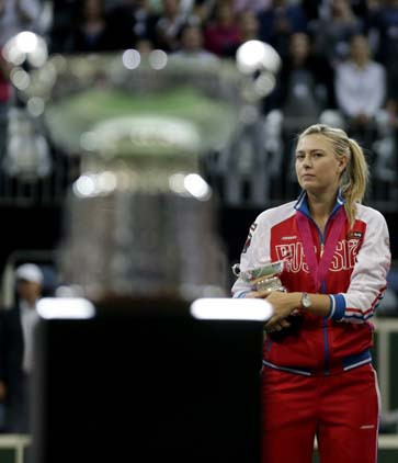 Maria Sharapova tenis kariyerini noktaladı