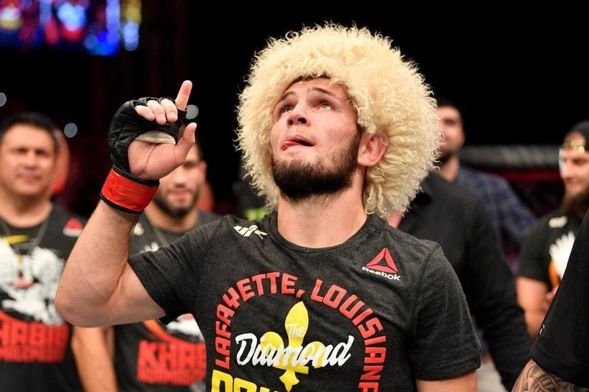 Khabib Nurmagomedovdan Floyd Mayveathera tarihi dövüş daveti