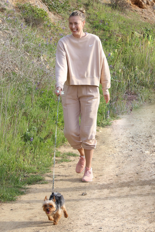 Maria Sharapovanın emeklilik hayatı Maria Sharapovanın emeklilik hayatı