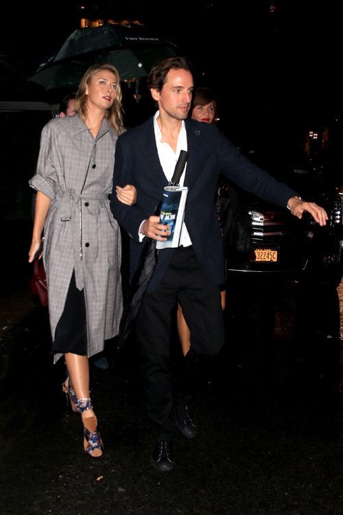 Maria Sharapovanın emeklilik hayatı Maria Sharapovanın emeklilik hayatı