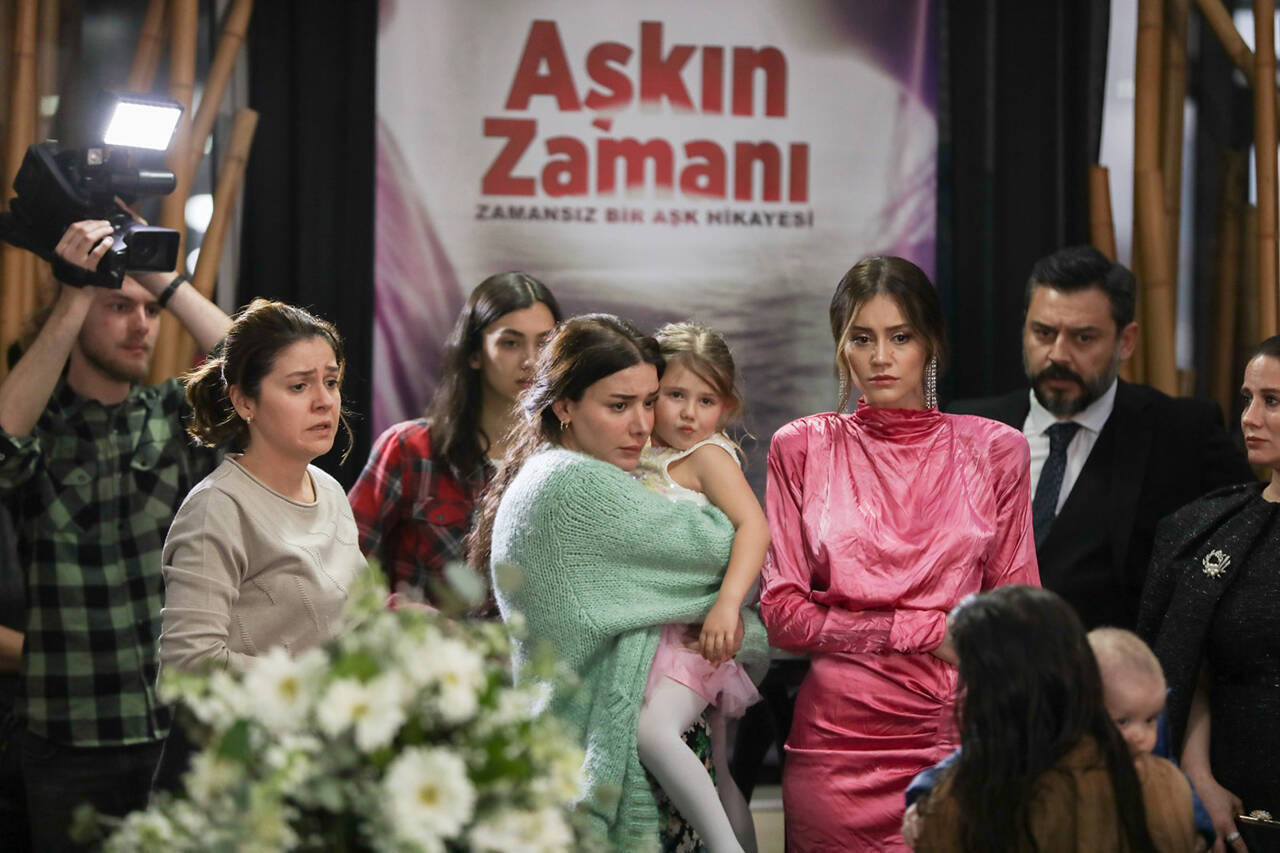 Hizmetçiler dizisinin oyuncularından çarpıcı itiraf: ‘Bugüne kadar hep üst sınıf izlenildi’