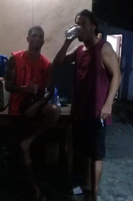 Ronaldinho hapishanede önce şov yaptı sonra yıkan haberi aldı