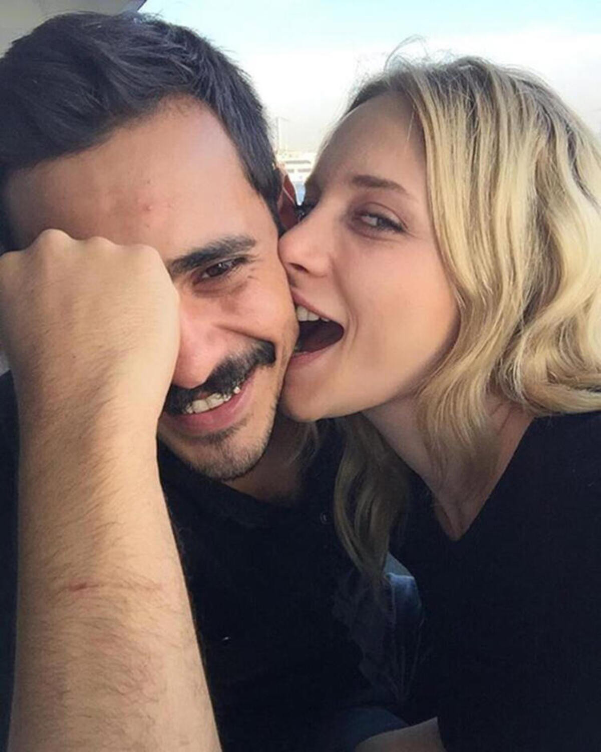 Hayal Köseoğlu ile Caner Şahin aşkı bitti mi Hayal Köseoğlu ile Caner Şahin aşkı bitti mi