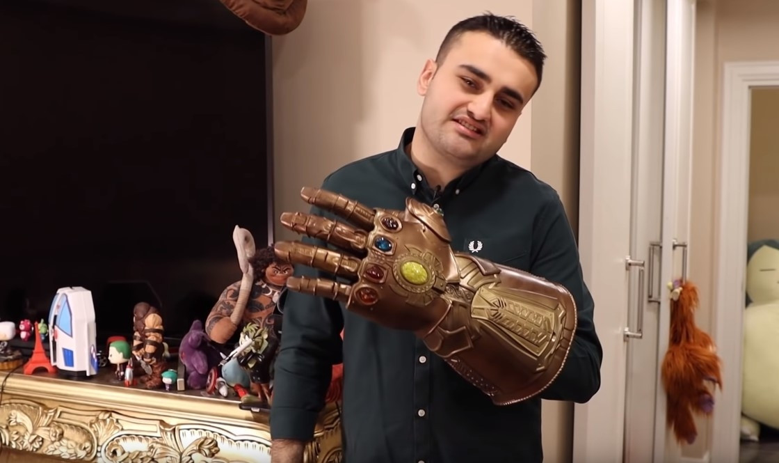 Oyuncaklarının fiyatı 100 - 150 bin TL Ünlü şef Burak Özdemir evinin kapılarını açtı