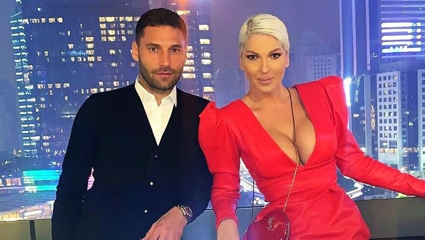 Akın Akınözünün başı belada Sebep Yenge Jelena Karleusa...