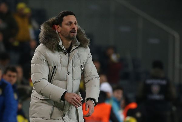 Son dakika: Fenerbahçede teknik direktör sürprizi Alex ve Kuyt... Son dakika: Fenerbahçede teknik direktör sürprizi Alex ve Kuyt...