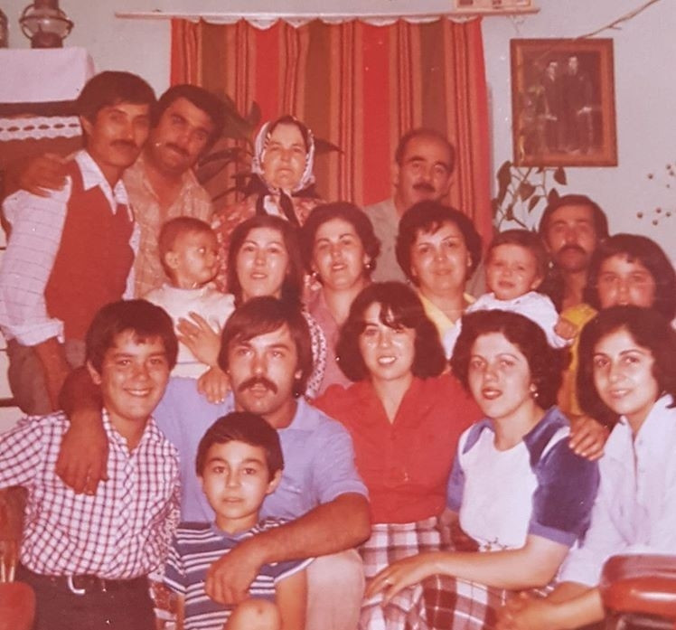 Yeni yaşını kaybettiği babasıyla kutladı... Onu tanıdınız mı Yeni yaşını kaybettiği babasıyla kutladı... Onu tanıdınız mı