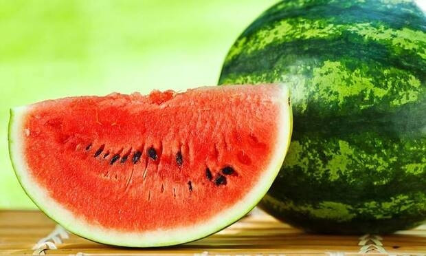 Yazın en iyi atıştırmalığı karpuz