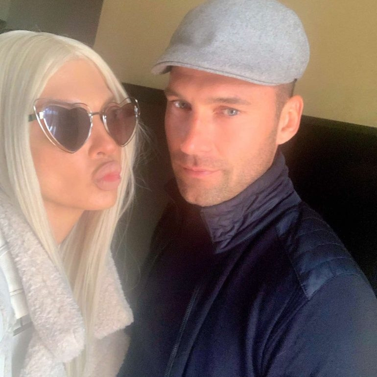 Dusko Tosic ile Jelena Karleusa, corona virüs karantinasında barıştı Dusko Tosic ile Jelena Karleusa, corona virüs karantinasında barıştı