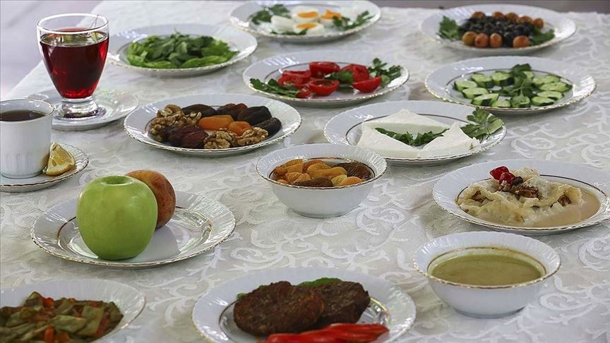 Sahur duası nedir, sahurda okunacak dualar nelerdir Oruca nasıl niyet edilir