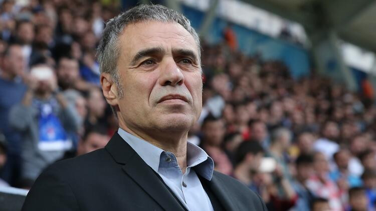 Son Dakika | Fenerbahçenin listesindeki teknik direktöre Süper Ligden teklif