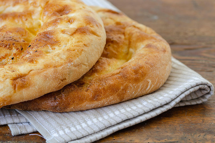 Kaşarlı ramazan pidesi tarifi