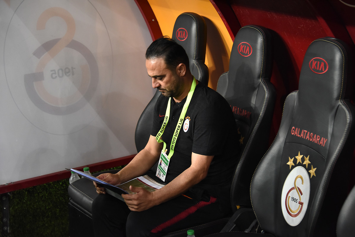 ANİ İSTİFA