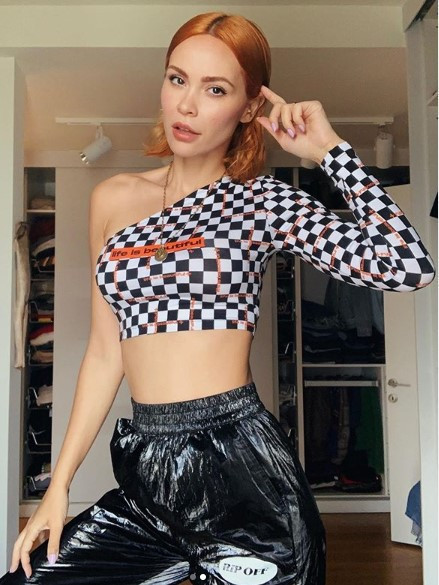 Zeynep Sever Demirel: Üzerimde büyük baskı vardı, kilolar yüzünden komplekse girmiştim Zeynep Sever Demirel: Üzerimde büyük baskı vardı, kilolar yüzünden komplekse girmiştim