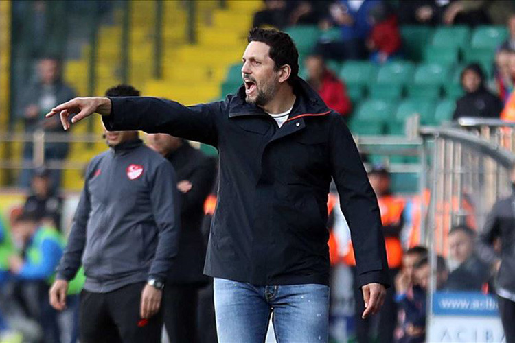 Son Dakika | Açıkladı: Fenerbahçenin aradığı teknik direktör benim