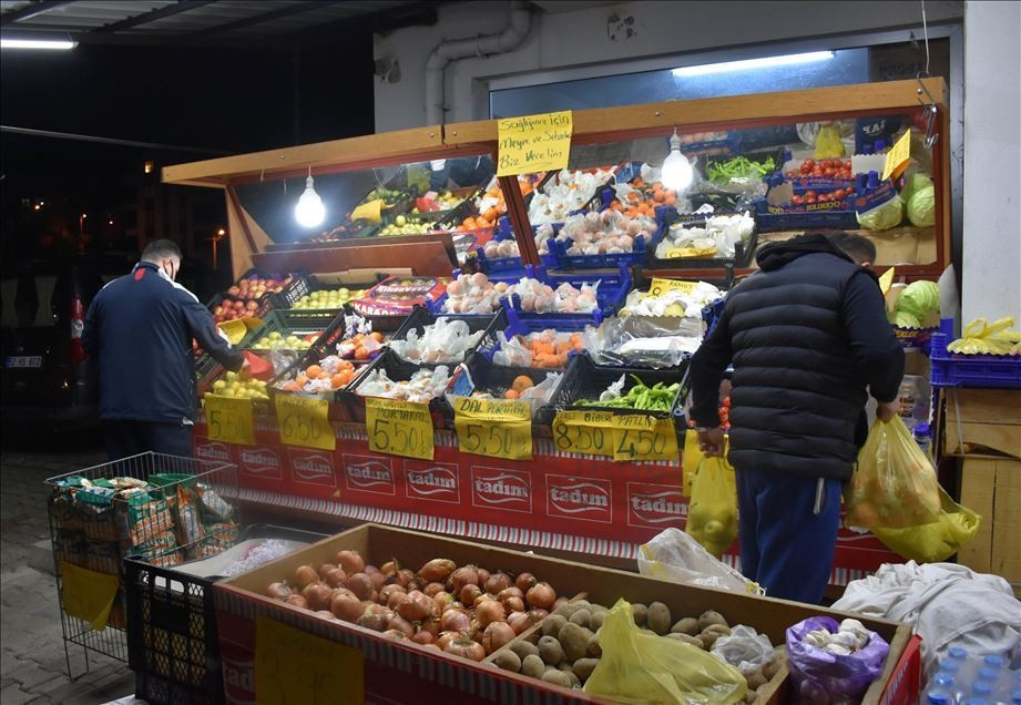 Bugün marketler ve bakkallar açık mı 26 Mayıs marketler çalışıyor mu Sokağa çıkma yasağında internetten sipariş veriliyor mu Bugün marketler ve bakkallar açık mı 26 Mayıs marketler çalışıyor mu Sokağa çıkma yasağında internetten sipariş veriliyor mu