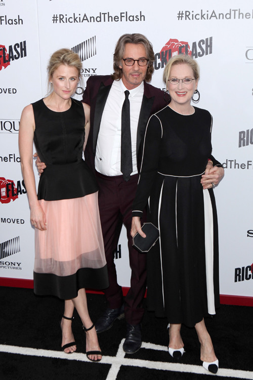 DİKKAT ÇEKEN BENZERLİK