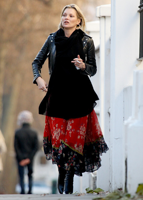 YAKINDAN TANIYANLAR ŞAŞIRIYOR YAKINDAN TANIYANLAR ŞAŞIRIYOR