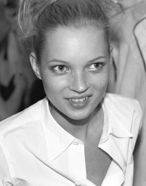 14 YAŞINDA KEŞFEDİLDİ 14 YAŞINDA KEŞFEDİLDİ