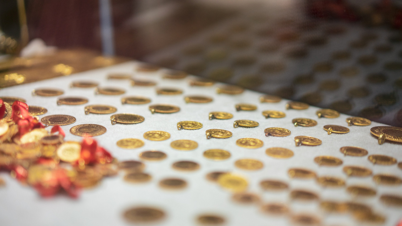 Altın fiyatlarında son durum verileri - Anlık ve güncel gram, çeyrek ve yarım altın fiyatları