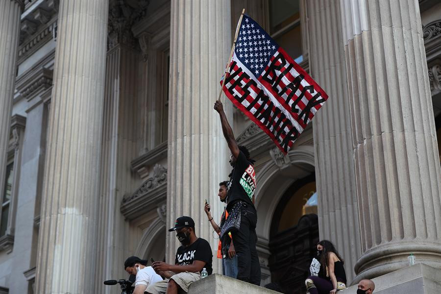 ABDde şoke eden an Gören dondu kaldı