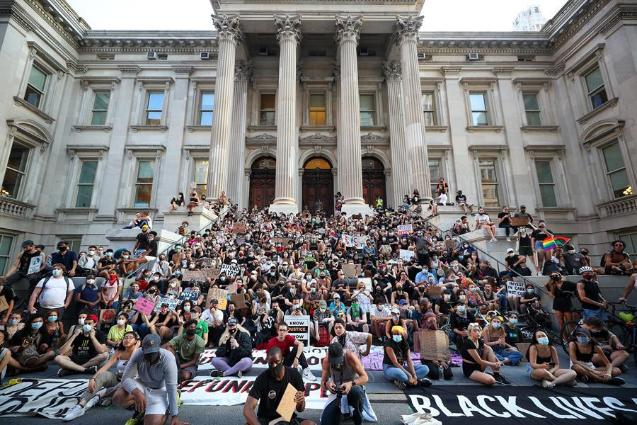 ABDde şoke eden an Gören dondu kaldı