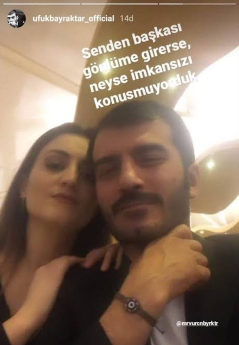 EŞİYLE AŞK DOLU PAYLAŞIM YAPMIŞTI EŞİYLE AŞK DOLU PAYLAŞIM YAPMIŞTI