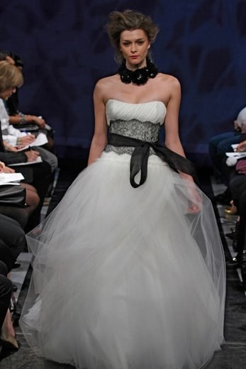 2012 gelinlik trendleri