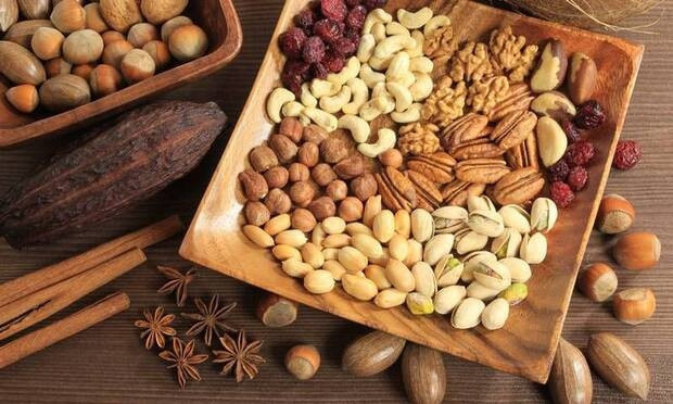Çocuklar kuruyemiş tüketmeye ne zaman başlamalı