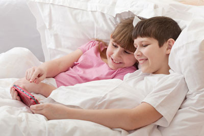 İnternette uzuneşek oynayan nesil