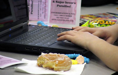 İnternette uzuneşek oynayan nesil