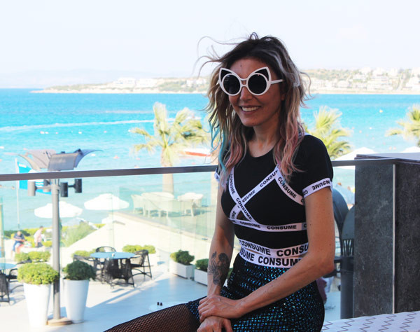 Deniz Berdan ile modadan aileye keyifli bir sohbet