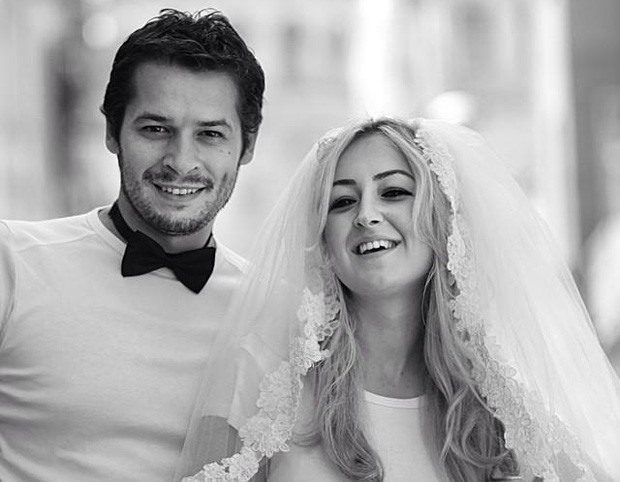 Hayranlarıyla evlenmiş 6 ünlü isim