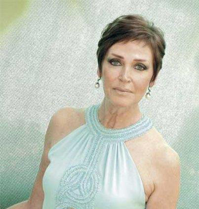 Kansere meydan okuyan 10 ünlü kadın