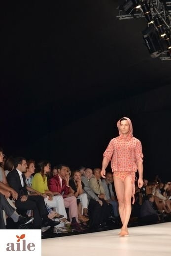 Atıl Kutoğlu İlkbahar - Yaz 2012 Koleksiyonu