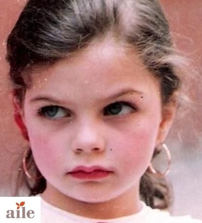 Ünlülerin Çocukluk Halleri