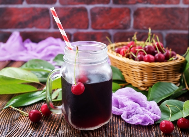 Yazın ferahlatan meyvesi vişne binbir derde deva