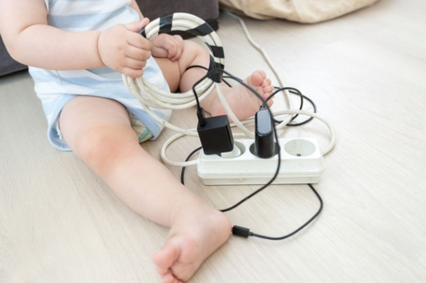 7- Elektrik akımından kurtardıktan sonra müdahale edin 7- Elektrik akımından kurtardıktan sonra müdahale edin