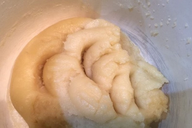 Kaşık kaşık yemek isteyeceğiniz profiterol tarifi Kaşık kaşık yemek isteyeceğiniz profiterol tarifi