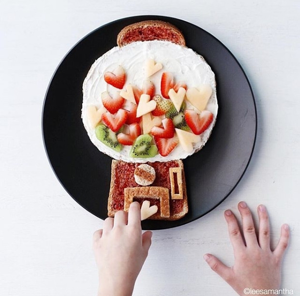 Çocuklarına yemeği sevdirmek için yola çıktı... O şimdi fenomen