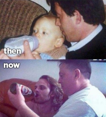 Yıllar sonra aynı pozla çekilmiş çocukluk ve aile fotoğrafları...