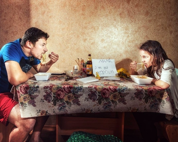 İşe gittiğinde aklı evde kalan anneye, baba ve kızından komik fotoğraflı cevaplar