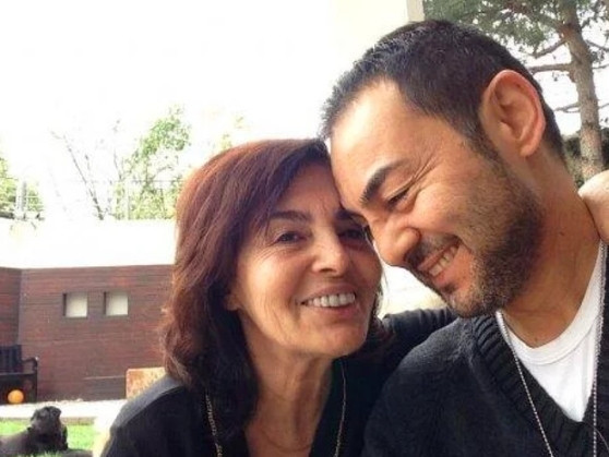 Serdar Ortaç ve annesi Nesrin Ortaç