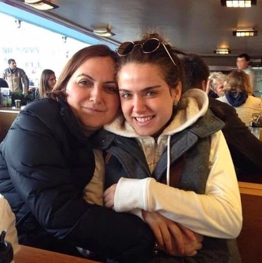 Ceyda Ateş ve annesi Nurcan Ateş