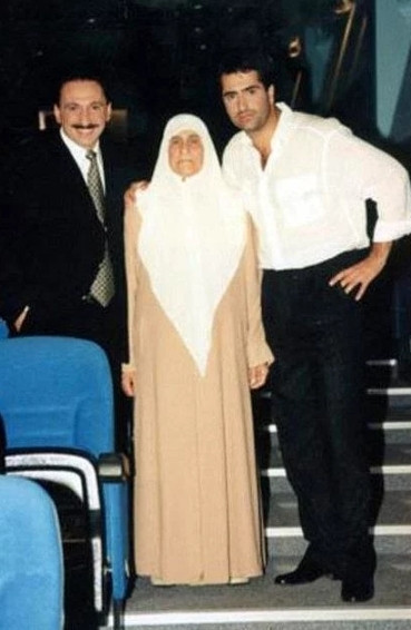 Mahsun Kırmızıgül ve annesi Fahriye Bazencir