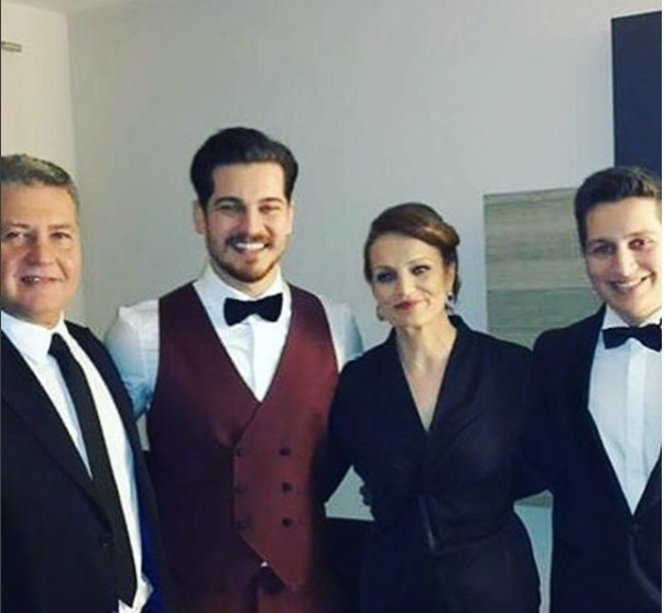 Çağatay Ulusoy ve annesi Refiye Ulusoy