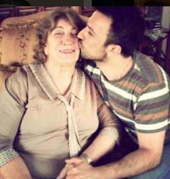Tarkan ve annesi Neşe Tevetoğlu